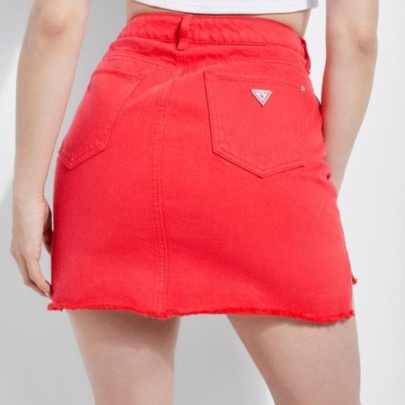New GUESS Talia Pigment-Dyed Denim Skirt SZ S - Picture 1 of 4